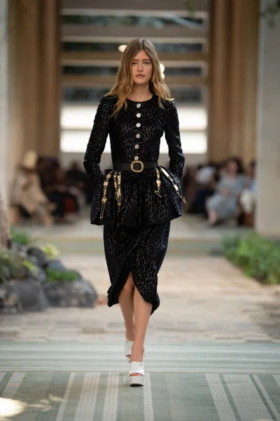 Look 51